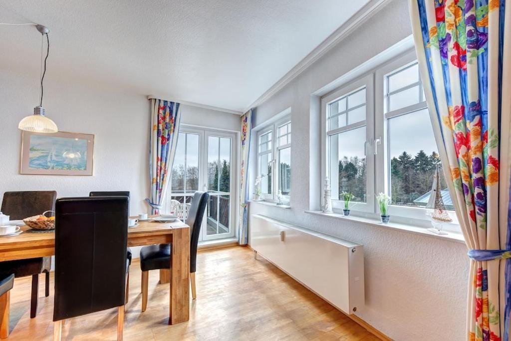 Grosse Schoene 3 Zimmer Ferienwohnung - 100 Qm - In Strandnaehe Fuer 6 Personen!! Heringsdorf  Eksteriør billede